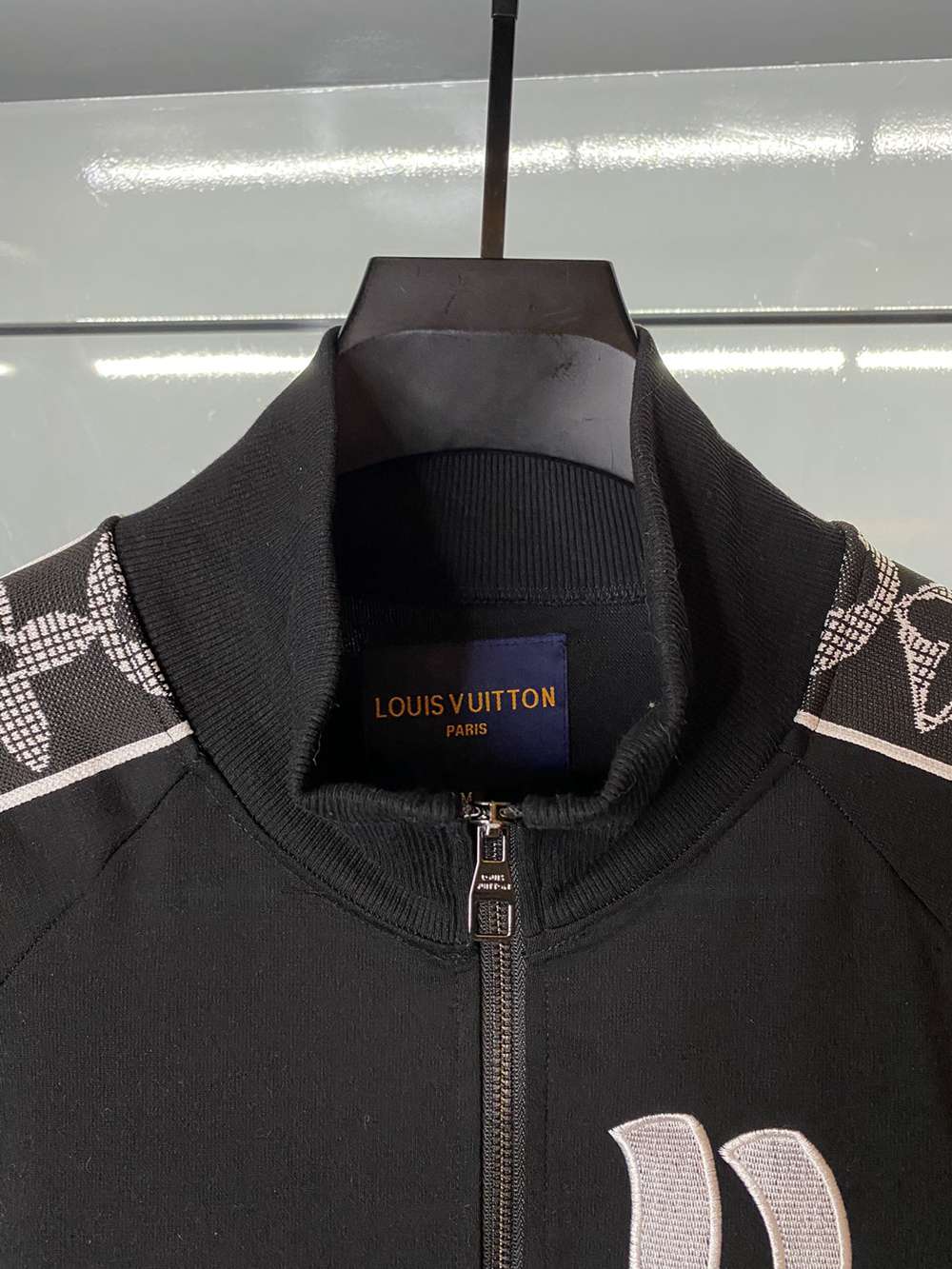 Gvc*1 suit